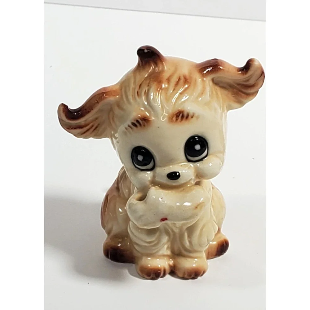 Vintage Dog Figurines Pekingese Puppies Playful Puppy Porcelain Set of 3 PLSREAD